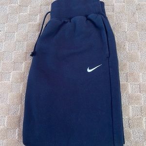 Black Nike oversized sweatpants